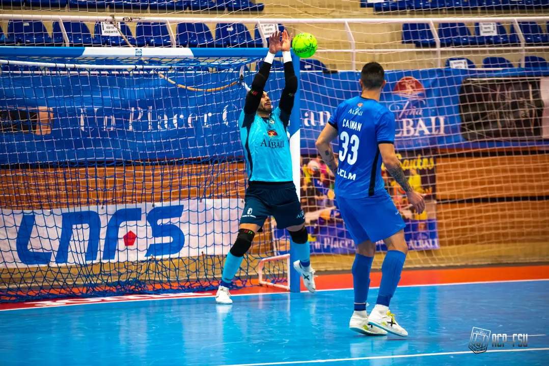 Viña Albali Valdepeñas 1-2 Jaén Paraíso Interior

Foto: ACP-FSV