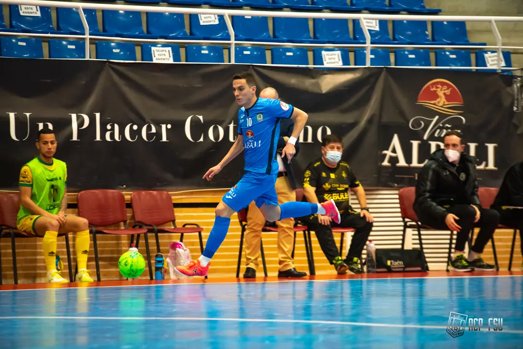 Viña Albali Valdepeñas 1-2 Jaén Paraíso Interior

Foto: ACP-FSV