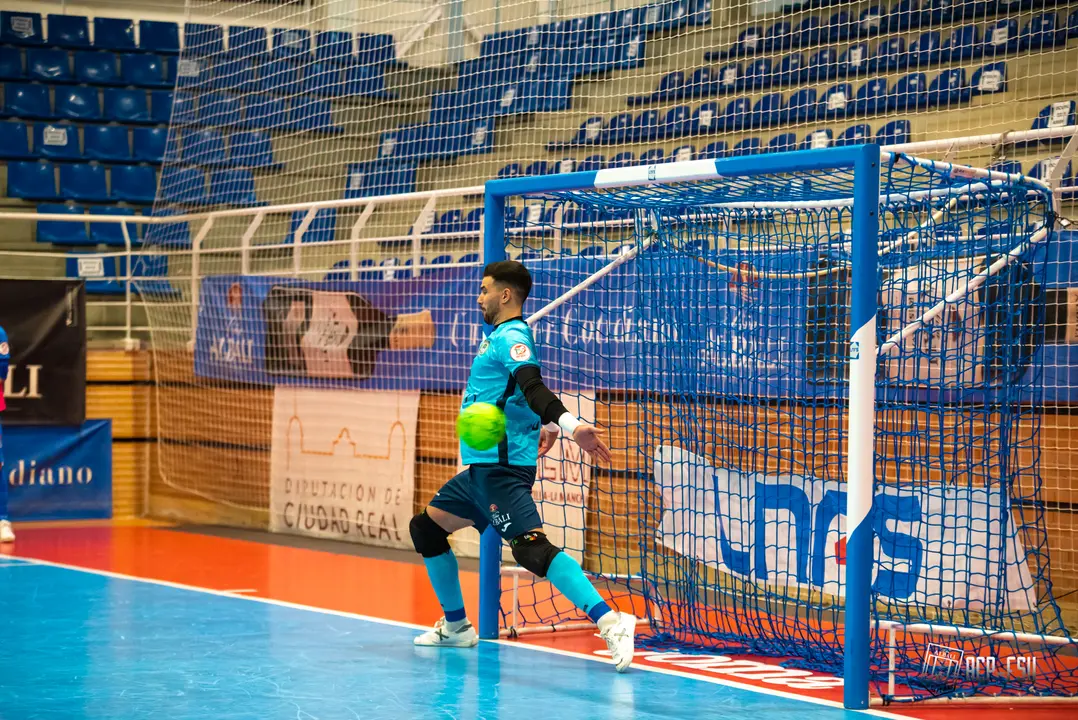 Viña Albali Valdepeñas 1-2 Jaén Paraíso Interior

Foto: ACP-FSV