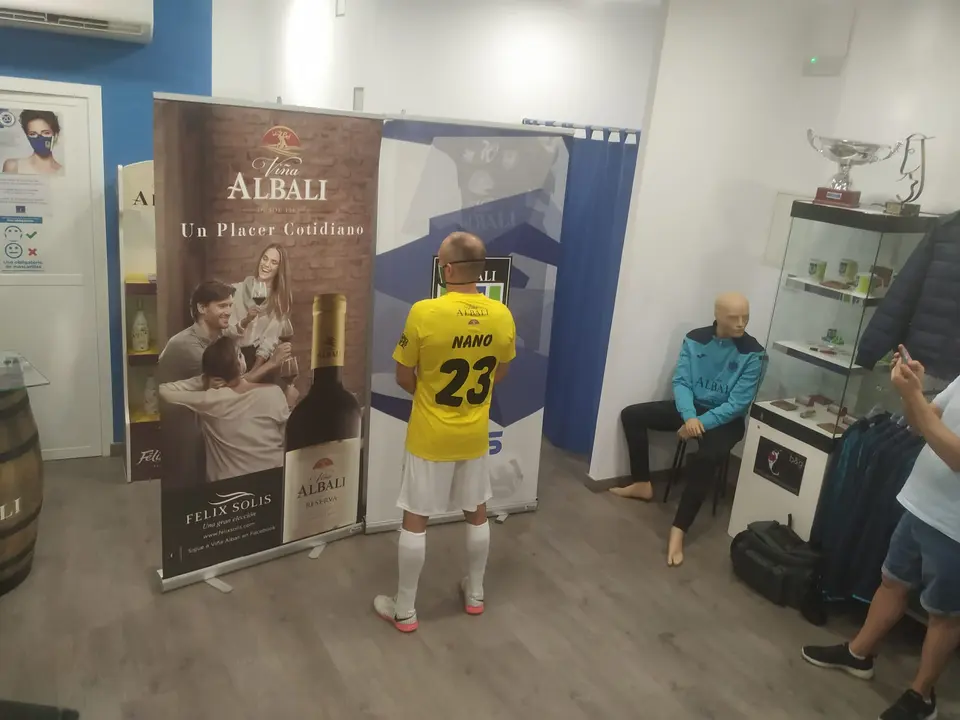 Presentación de las equipaciones del Viña Albali Valdepeñas de la temporada 2021-22