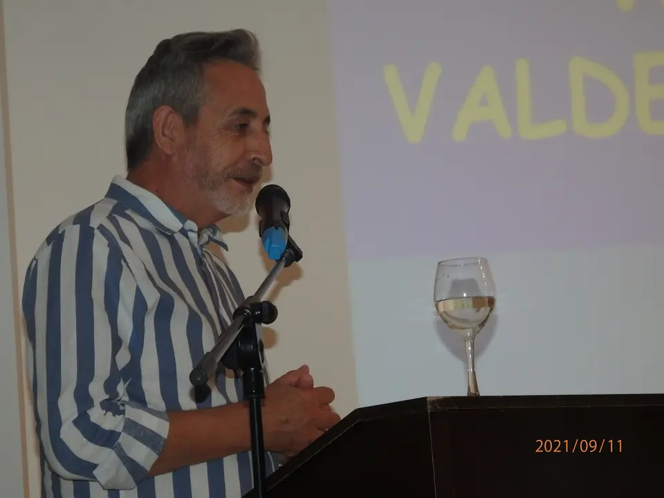 Acto del Valdepeñero Ausente