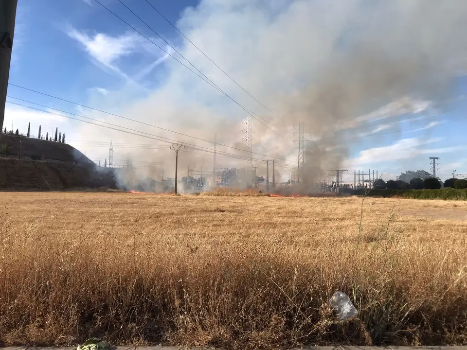 Incendio en la ladera del Mirador de la Venta el Aire