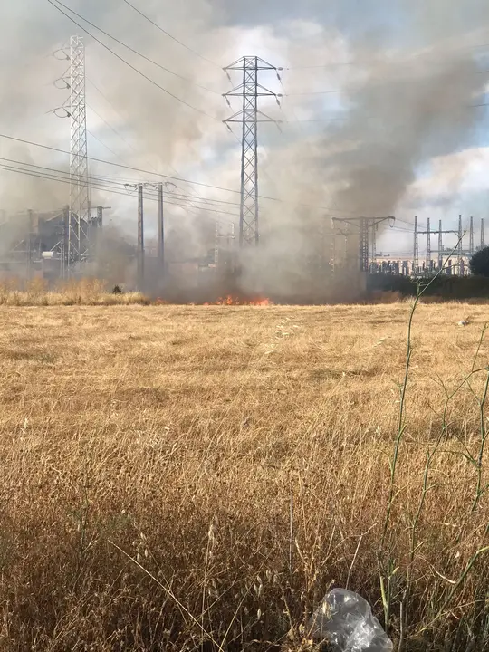 Incendio en la ladera del Mirador de la Venta el Aire