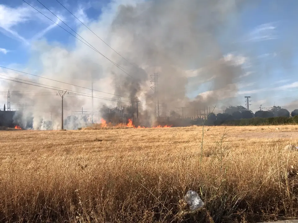 Incendio en la ladera del Mirador de la Venta el Aire