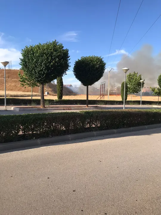 Incendio en la ladera del Mirador de la Venta el Aire