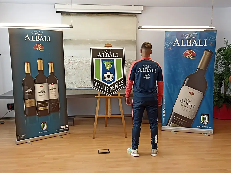 Chándal del Viña Albali Valdepeñas 2022-2023