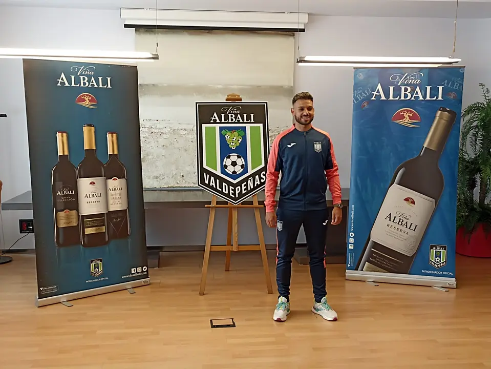 Chándal del Viña Albali Valdepeñas 2022-2023