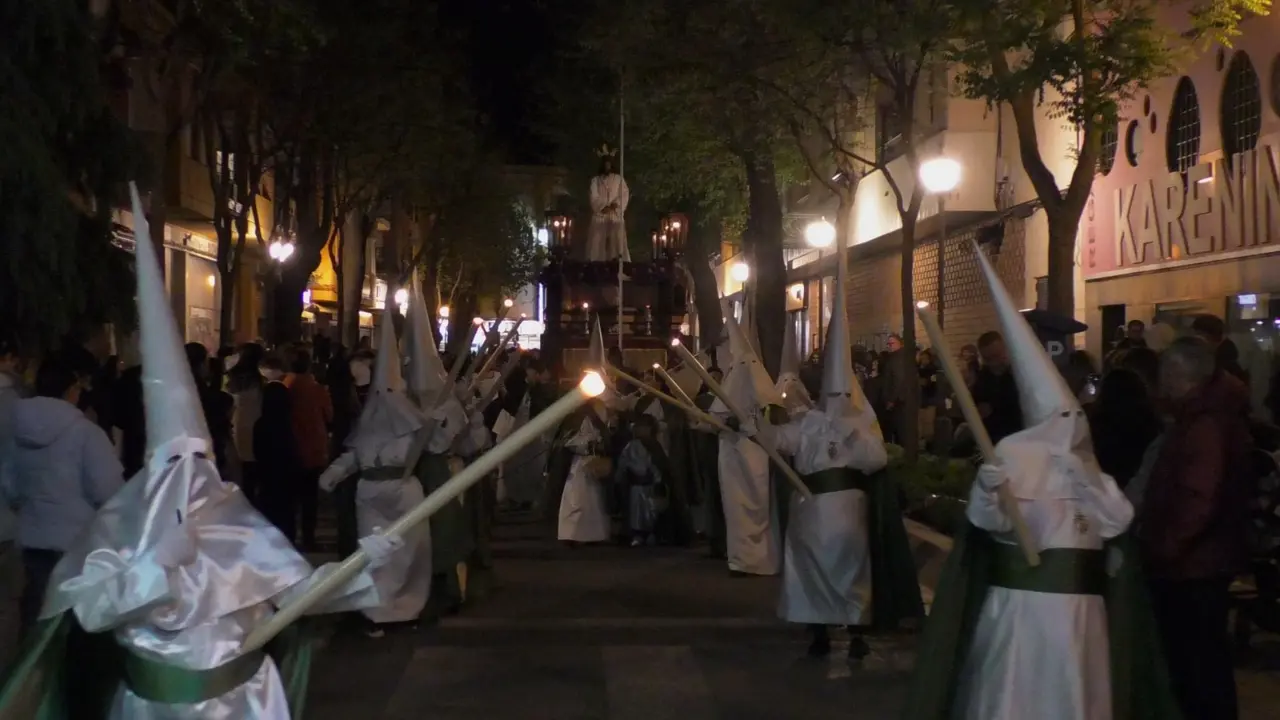 WhatsApp Image 2025-04-17 at 00.40.44 (2)