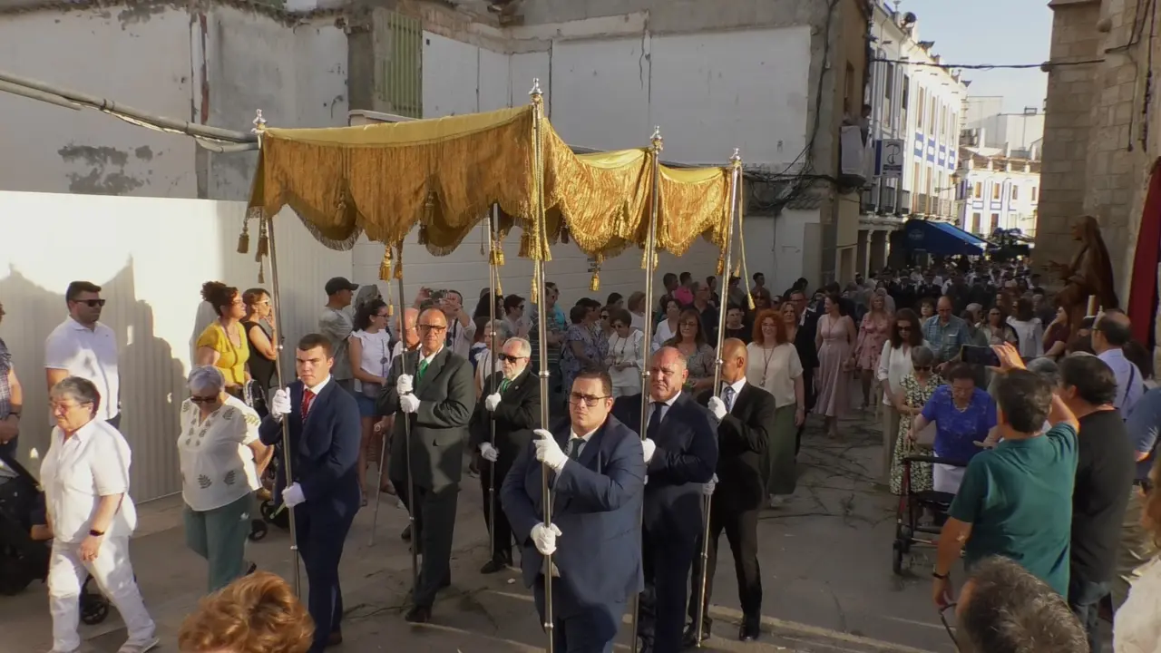 Procesión y altares Corpus Christi Valdepeñas 22 junio 2025 (14)