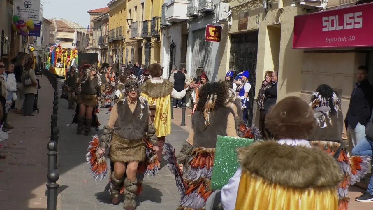 Carrozas y comparsas Carnaval 2026 Santa Cruz de Mudela (15)