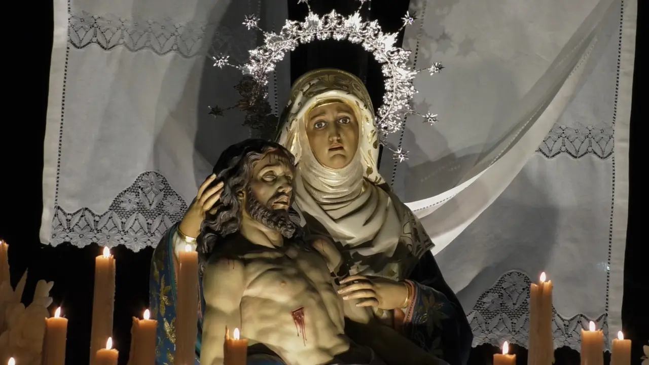 Procesi&oacute;n Penitencial de Viernes Santo en Santa Cruz de Mudela (4)