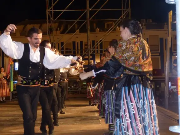 Festival Folkl&oacute;rico de Valdepe&ntilde;as