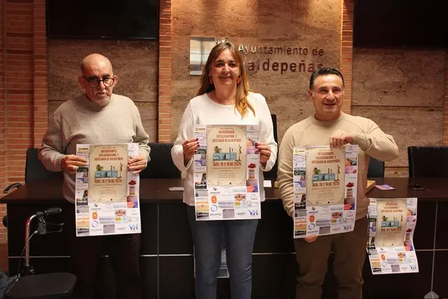 111125 VA-FERIA ANTIGUEDADES Y COLECCIONISMO