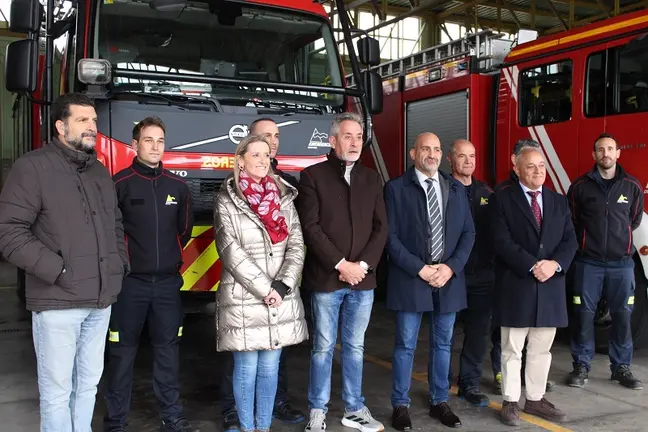 041225 VA-BOMBEROS 2