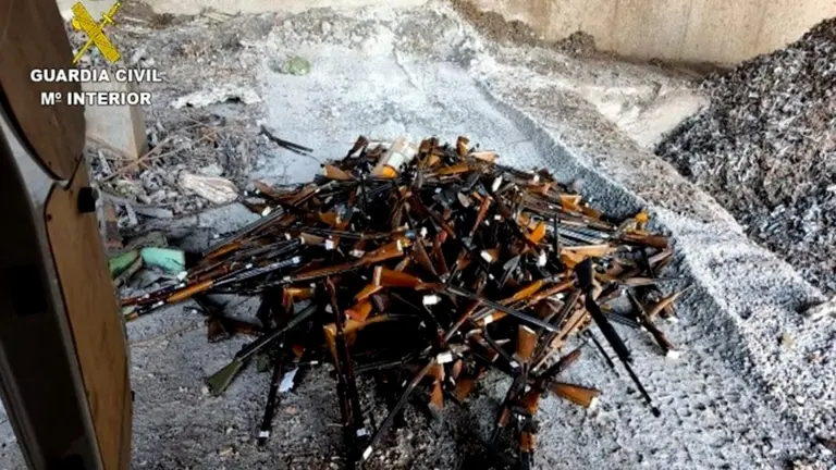 Armas destruidas por la Guardia Civil