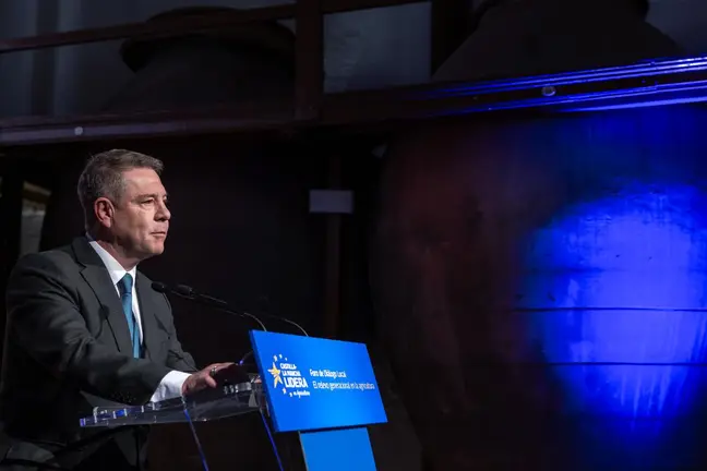 p1jifc14pilc7mlg1cqn1telvg95