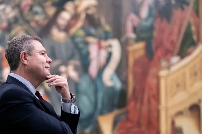 Sig&uuml;enza (Guadalajara), 9 de abril de 2026.- El presidente de Castilla-La Mancha, Emiliano Garc&iacute;a-Page, asiste a la devoluci&oacute;n de los bienes art&iacute;sticos incautados en las localidades de Yebes y Pareja por la dictadura franquista. En el Museo Diocesano de Arte Antiguo de Sig&uuml;enza (Fotos: Piedad L&oacute;pez // JCCM)