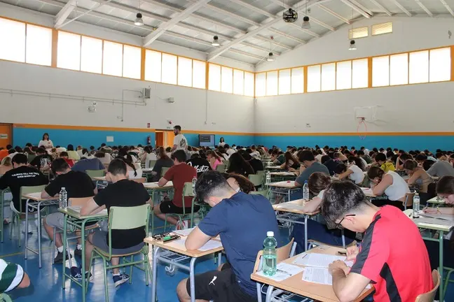 080626 VA-EXAMENES PAU