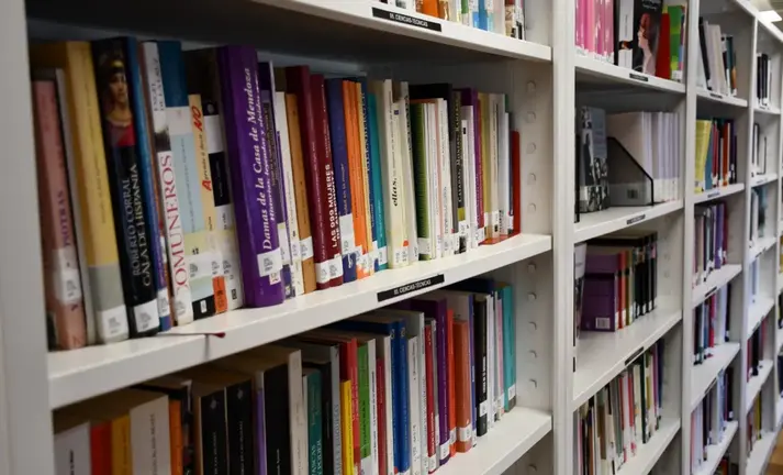 Biblioteca Luisa Sigea.jpg