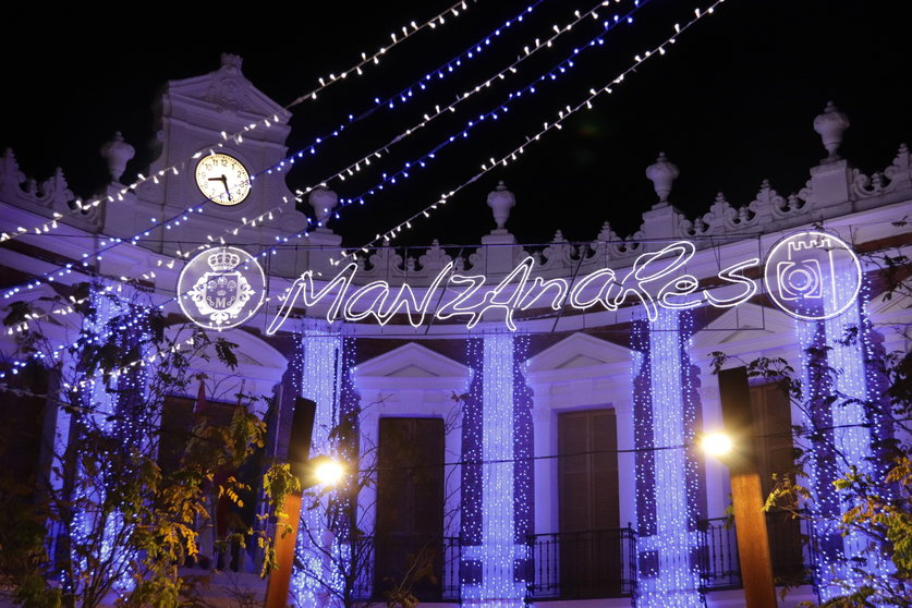 Iluminación navideña de Manzanarez