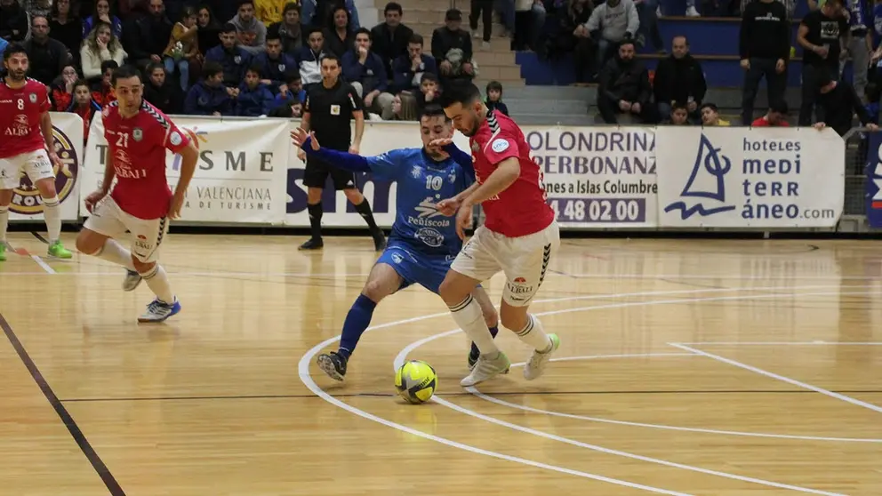 Peñíscola vs Viña Albali Valdepeñas