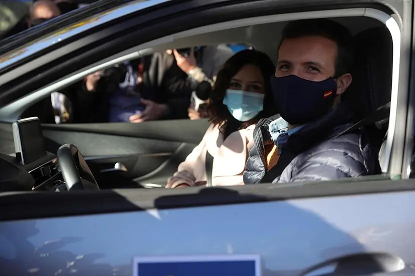 Pablo Casado e Isabel Díaz Ayuso en la manifestación contra la Ley Celáa

Foto: Expansión