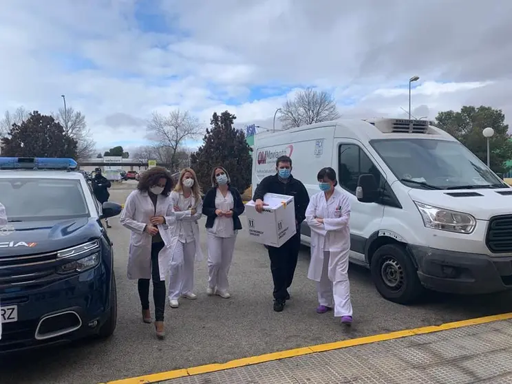 Llegada de las vacunas al Hospital de Valdepeñas