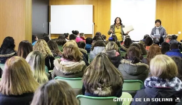 Escuela de Familias del IES Clara Campoamor

Foto: Gaceta de La Solana