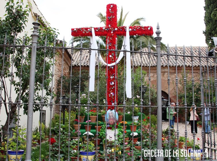 Cruz de Mayo de la ermita de San Sebastián