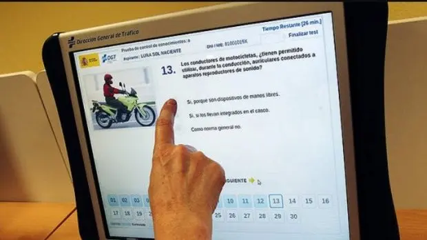 Examen teórico de conducir

Foto: ITV