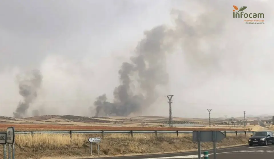 Incendio forestal entre Almuradiel y Viso del Marqués