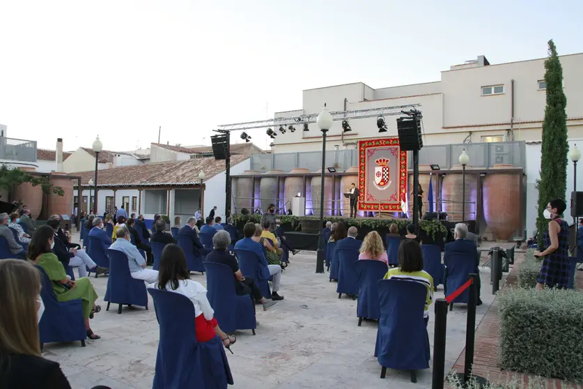 Acto institucional de entrega de Honores y Distinciones en Valdepeñas