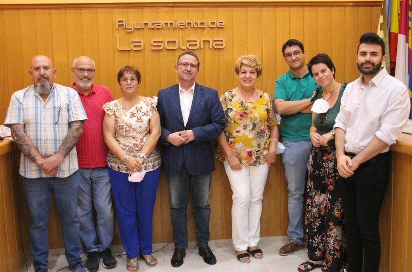 Grupo de concejales del PSOE de La Solana en su última foto juntos