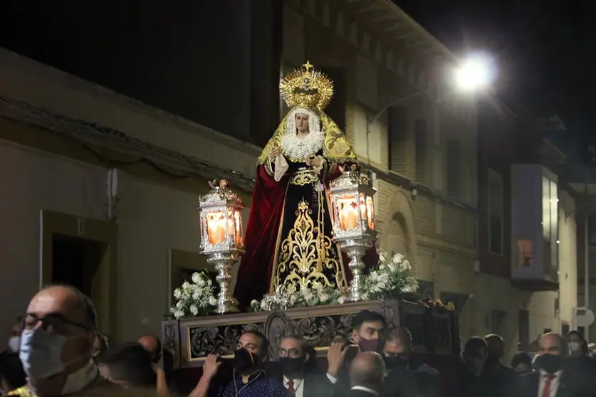 Procesión de la Hermandad de Misericordia y Palma con motivo del Rosario Vespertino