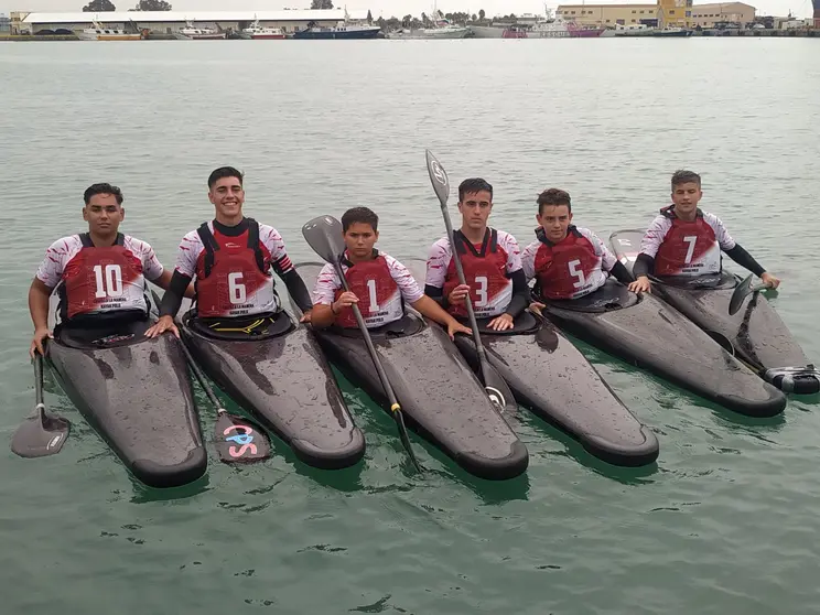 Sub-16 del Club Kayak Polo Valdepeñas