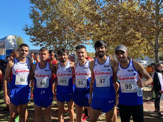 Equipo sénior del Sistemas Valcom - Valdepeñas Athletics Club