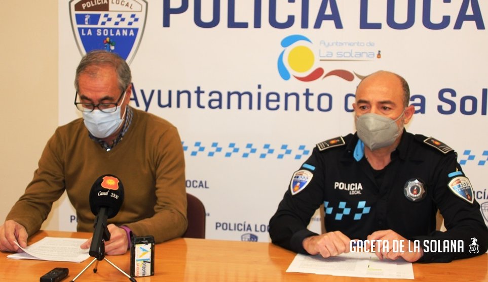 Toribio Arias, concejal de Seguridad Ciudadana, y Antonio Velasco, subinspector jefe Policía Local