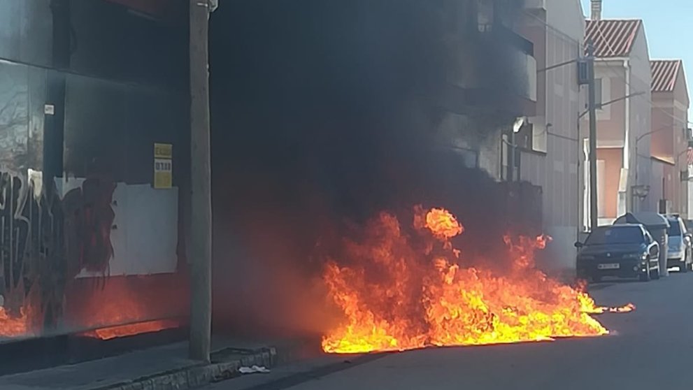 Incendio de contenedores en Tomelloso
