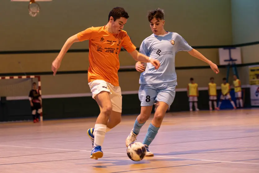 Partido de fútbol sala en La Molineta