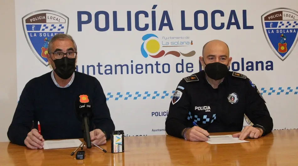 El concejal Toribio Arias y el subinspector jefe Antonio Velasco ofrecieron todos los detalles
Foto: GACETA