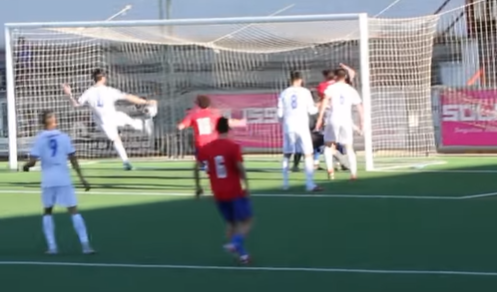 Gol fantasma sobre la bocina del Sporting de Alcázar

Fuente: Mohamed Errahmouny