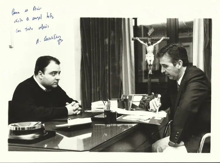 Marzo de 1995, un momento de la entrevista entre Ángel López y el juez Adolfo Carretero.
Foto Miguel Ballesteros