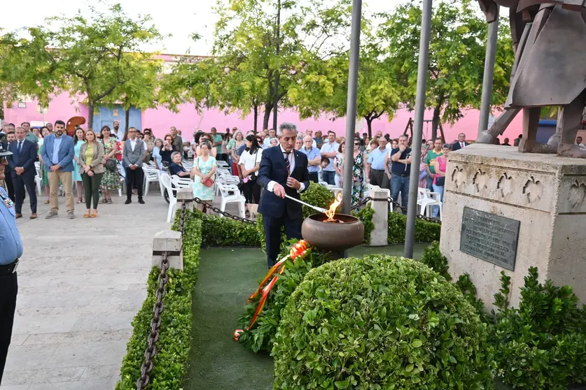 Acto institucional del Seis de Junio