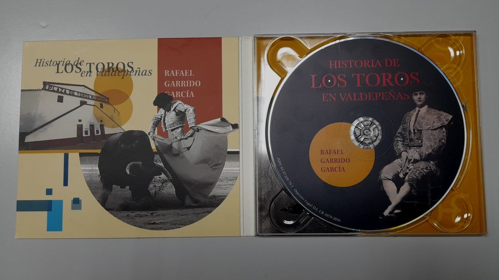 Portada del CD 'Historia de los toros de Valdepeñas'