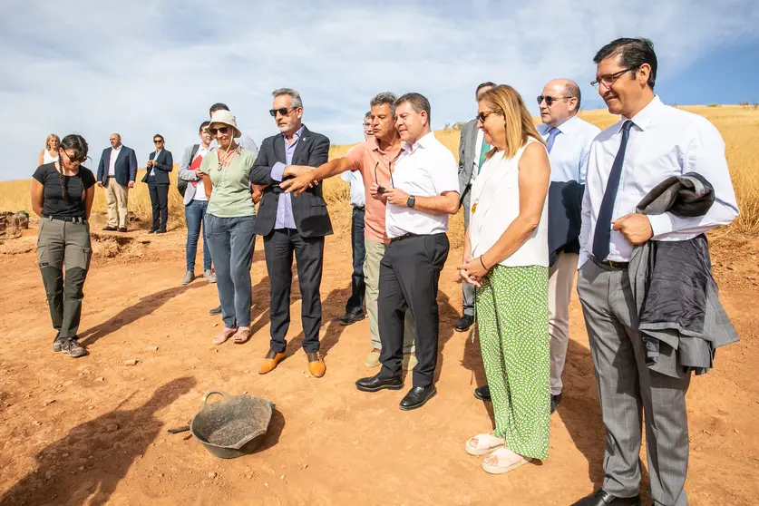 Visita de Emiliano García-Page al Cerro de las Cabezas