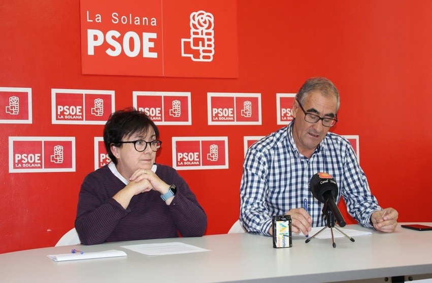 Momento de la presentación a la prensa local en la sede socialista


Foto: GACETA