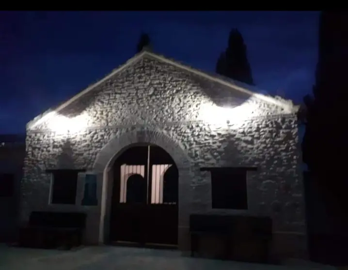 Cementerio de Torralba por la noche