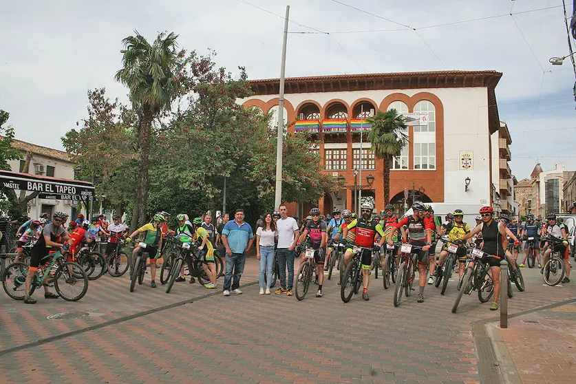 Salida de la Marcha cicloturista del Trenillo