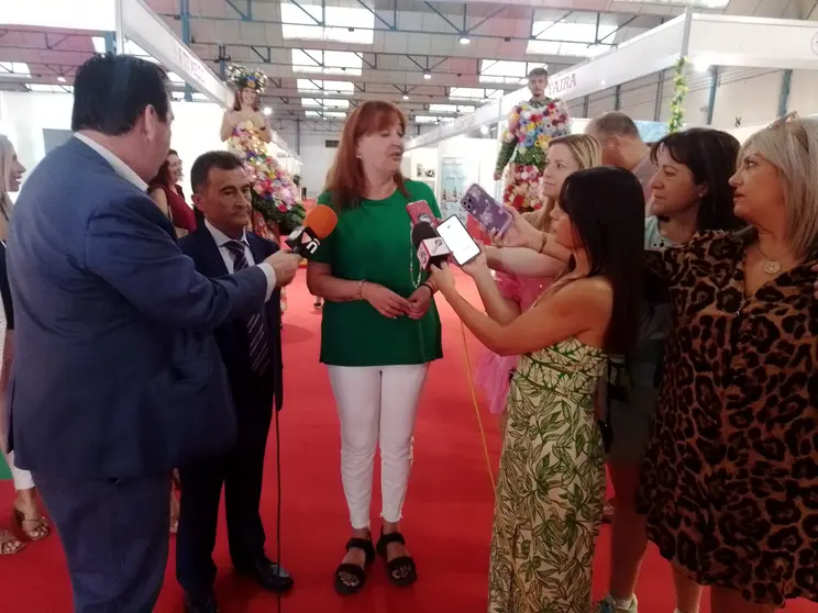 Inauguración VI Salón de Novios Valdepeñas 2023 (4)