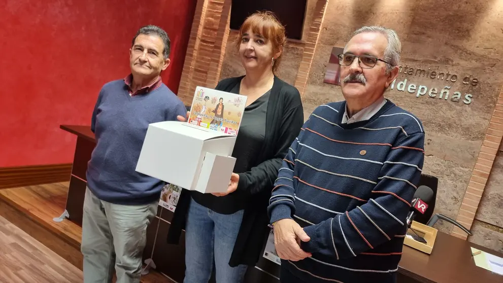 VALDEPEÑAS TE REGALA NAVIDAD